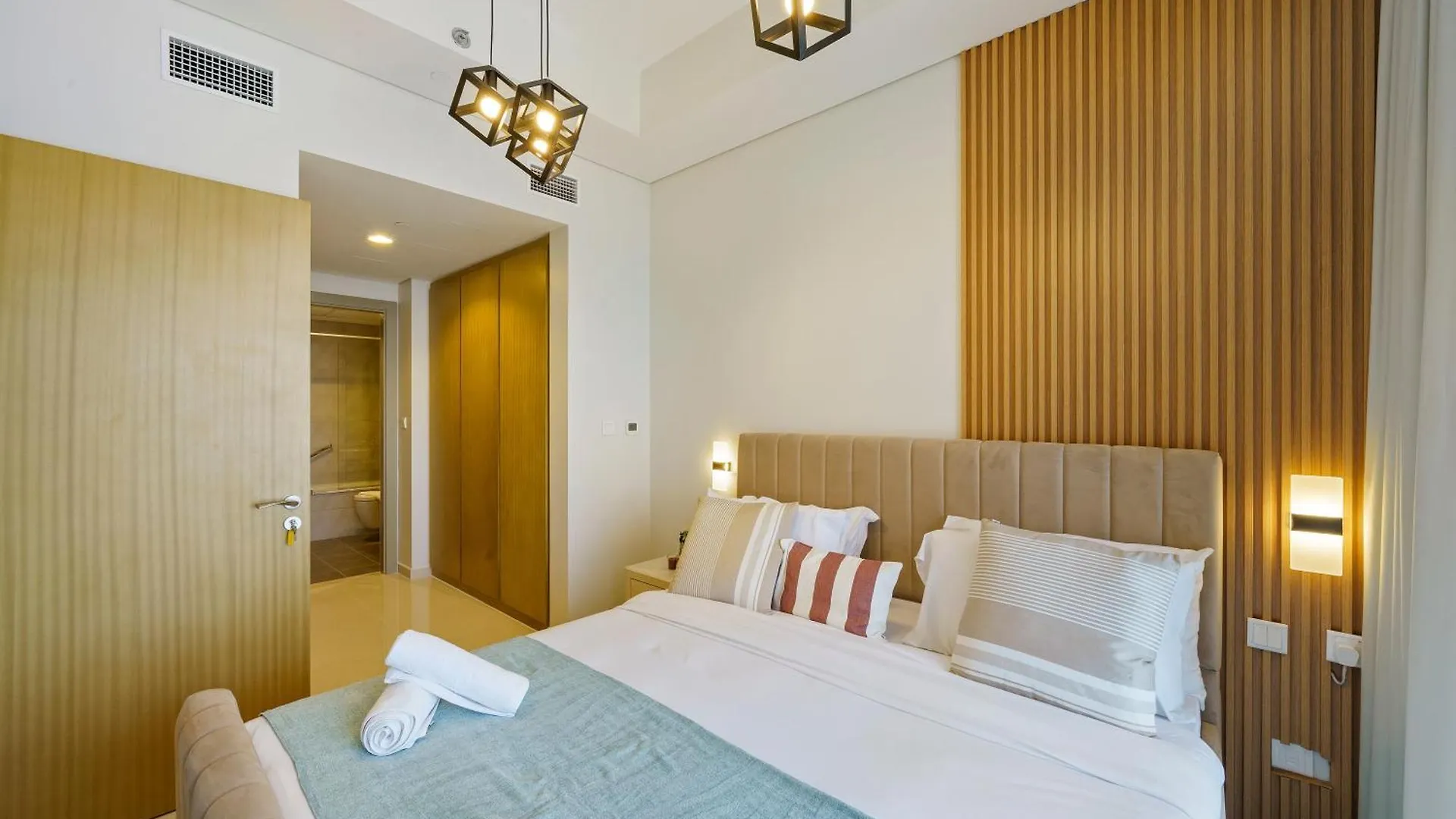 Apartamento 52Nd Floor 2Br In Aykon City Huge Layout Dubái