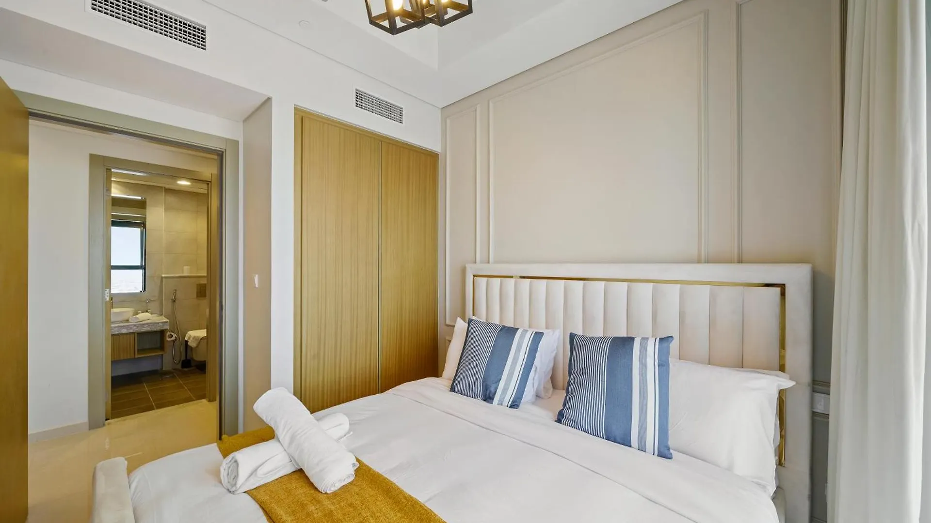 Apartamento 52Nd Floor 2Br In Aykon City Huge Layout Dubái